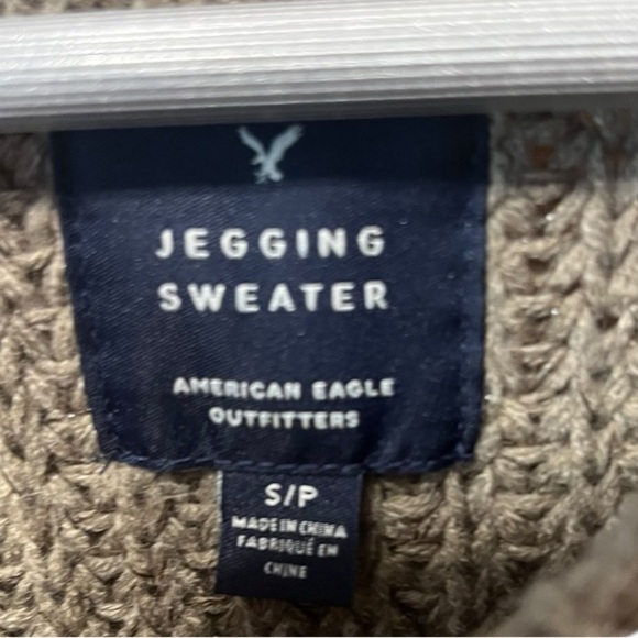 American Eagle Olive Green Jegging Sweater – Size Small Petite - Picture 4 of 4